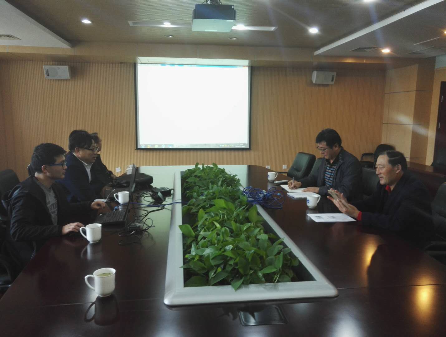&#21315;&#20159;&#24179;&#21488;&#95;&#21315;&#20159;&#65288;&#20013;&#22269;&#65289;&#19968;&#31449;&#24335;&#26381;&#21153;&#24179;&#21488;