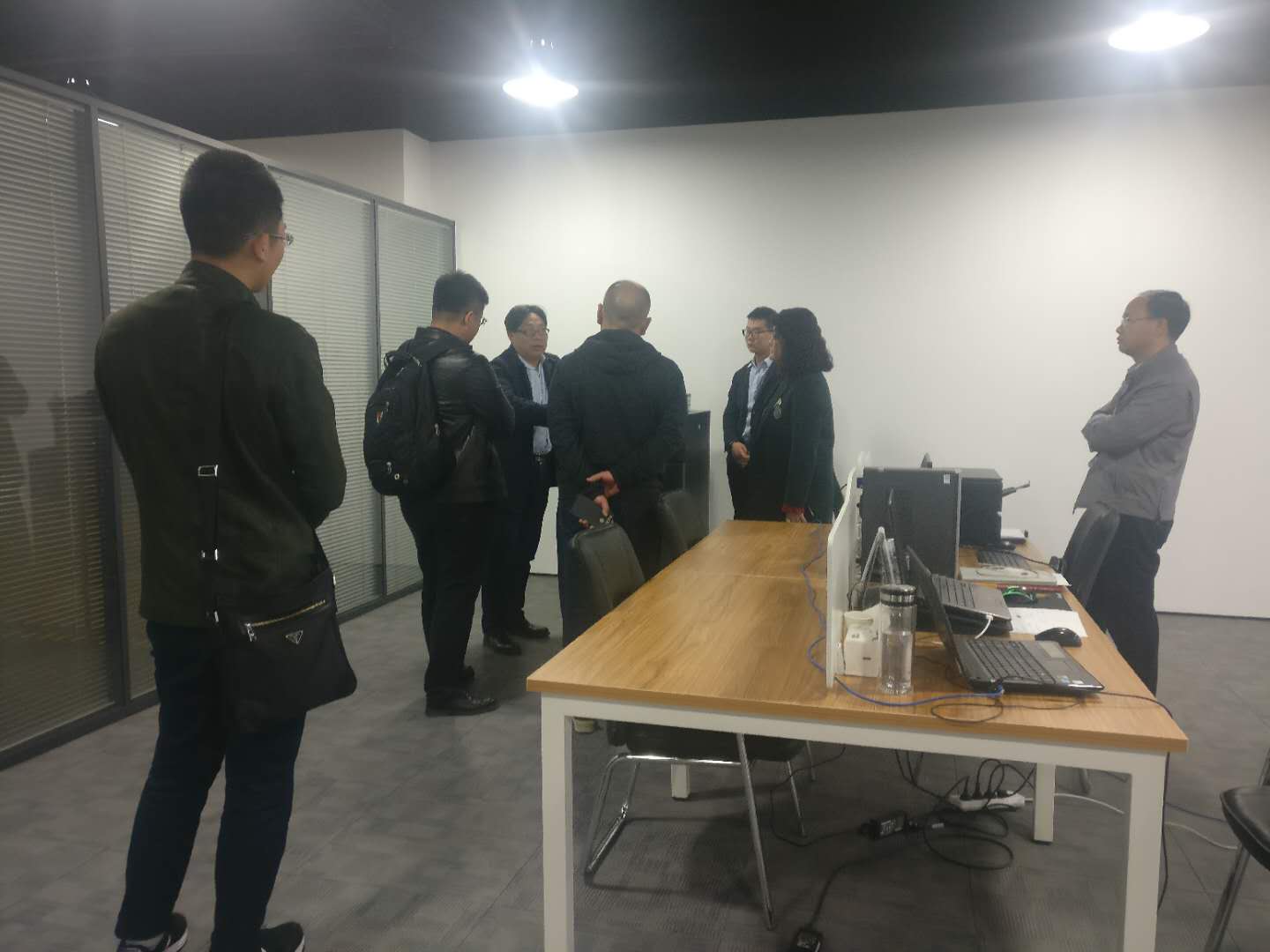 &#21315;&#20159;&#24179;&#21488;&#95;&#21315;&#20159;&#65288;&#20013;&#22269;&#65289;&#19968;&#31449;&#24335;&#26381;&#21153;&#24179;&#21488;